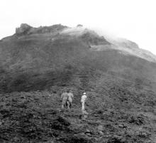 Útban Martinique vulkánja, a Mount Pelée felé.