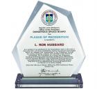 Officiel anerkendelse – Dangerous Board, Office of the Philippine President
Tildelt Hubbard af formanden for Dangerous Drugs Board, for hans ”humanitære arbejde inden for uddannelse om stoffer og stofrehabilitering, og for hans relevante teknologier, som er antaget og indført i Filippinerne ... således bidragende umådelig til den succesfulde forfølgelse af vores noble vision om et stoffrit land.”